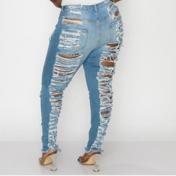 LOVEY! (Plus size) - Picture 2 of 6